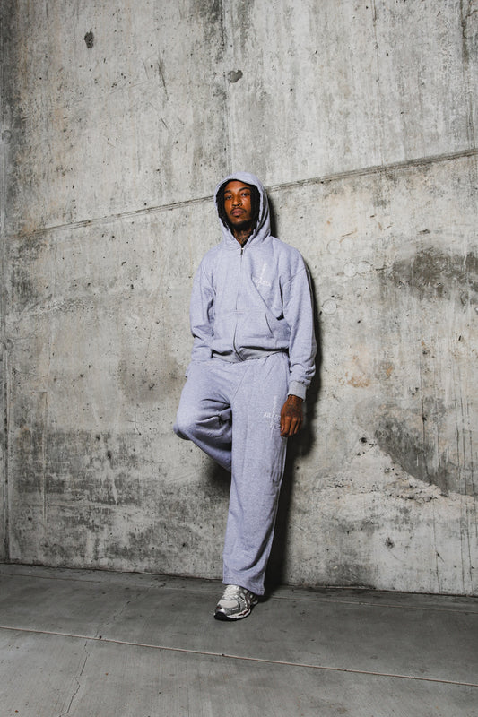 Classic Essential Sweatsuit Grey